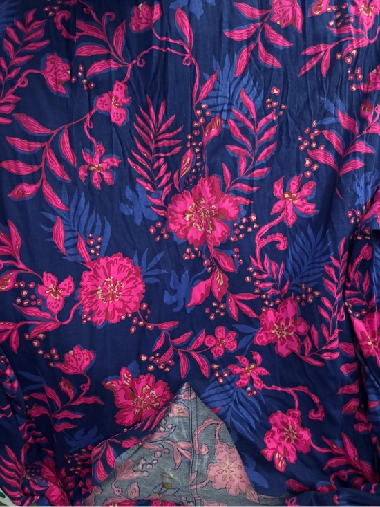 Lilly Pulitzer Dresses & Skirts - Lilly Pulitzer Navy Dress with Hot Pink Floral Print